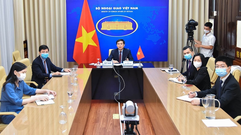 越南外长裴青山出席“一带一路”亚太区域国际合作高级别会议